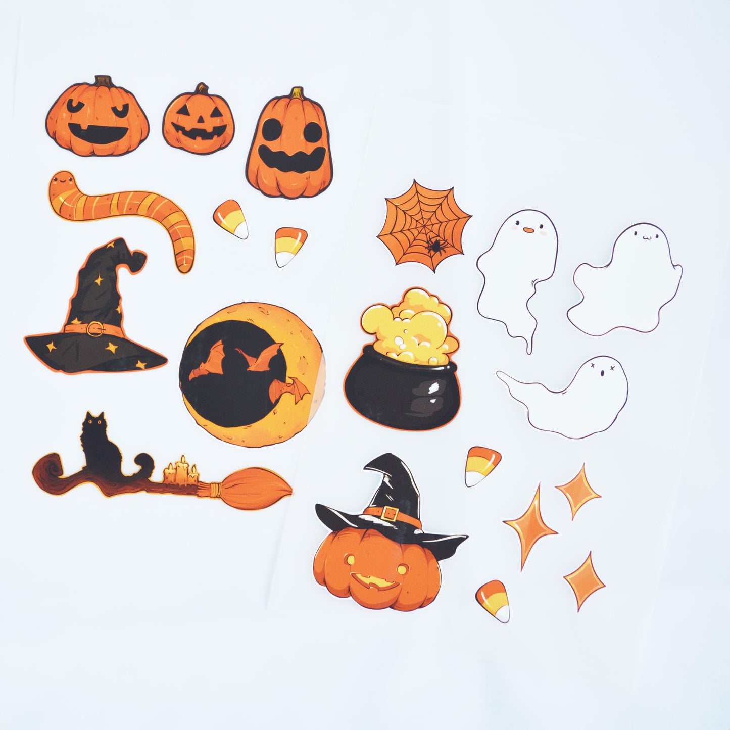 Artstickly Halloween Iron-On Patch Set for Textiles, 2 Sheets DIN A5 for Ironing | Decorate T-Shirts, Jeans, Hoodies | Large and Small Patches for Kids, Families, and Adults